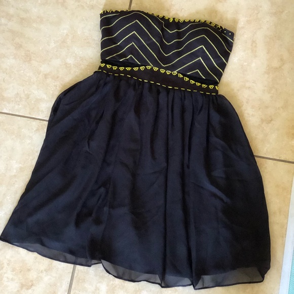 Rampage | Strapless Dress - Picture 2 of 3